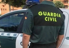 Cuatro detenidos de una misma familia tras desmantelar un punto de venta de drogas en Coín