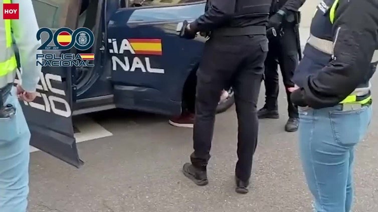 Detenidas 17 personas en Mérida por extorsionar a clientes de prostitución