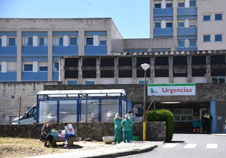 Herido un hombre en el choque de un coche y un camión en un camino de Jaraíz