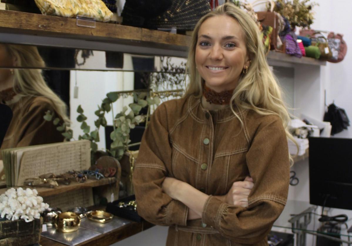 Rocío Sanchis en su tienda ubicada en Madrid.