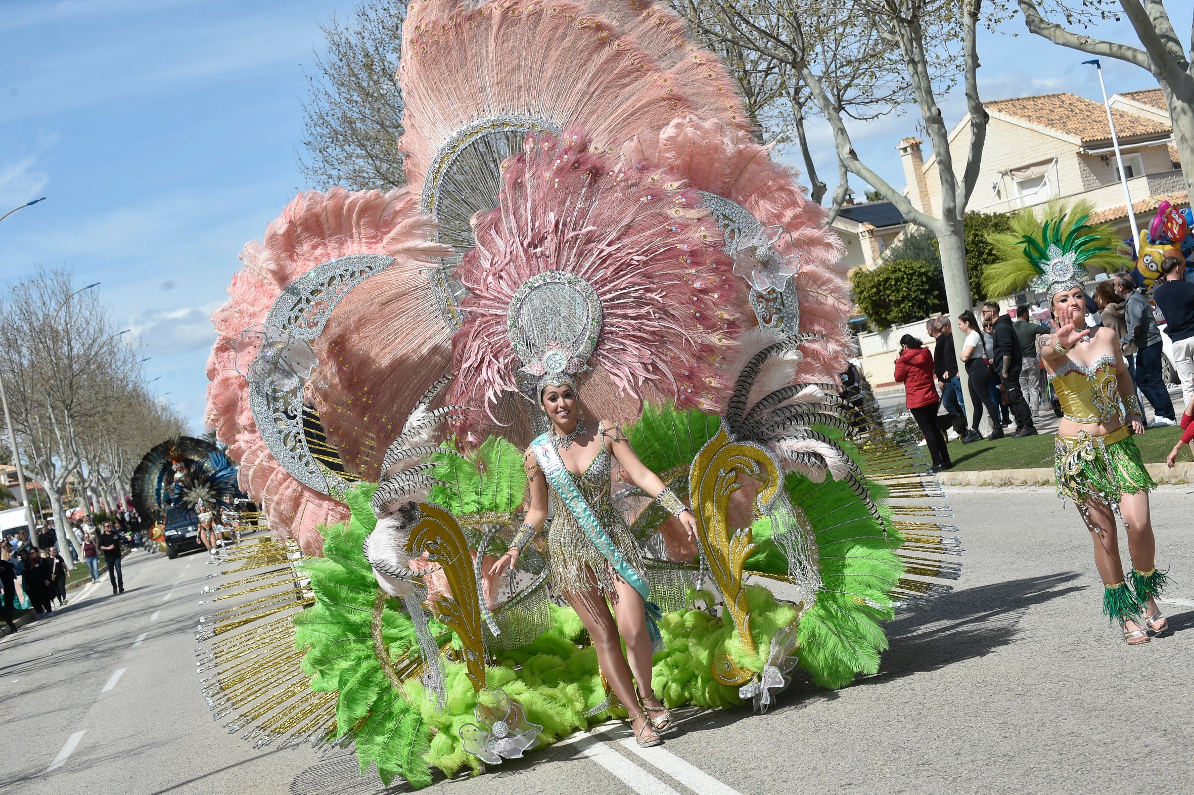 Las imágenes del desfile de Carnaval en La Ribera