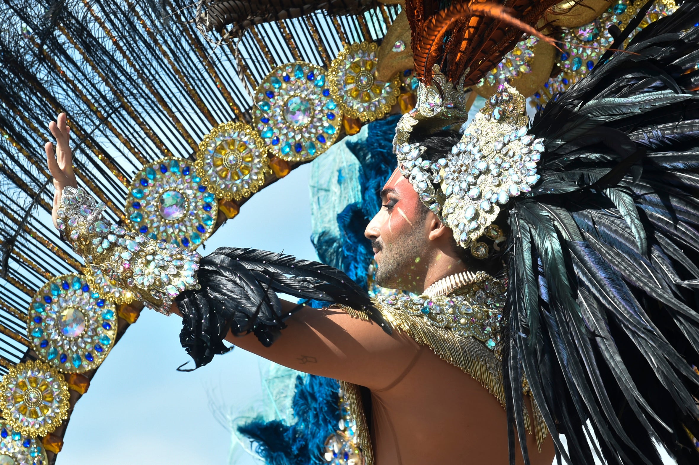 Las imágenes del desfile de Carnaval en La Ribera