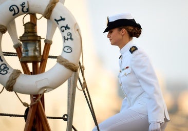 La princesa Leonor en la fragata Blas de Lezo