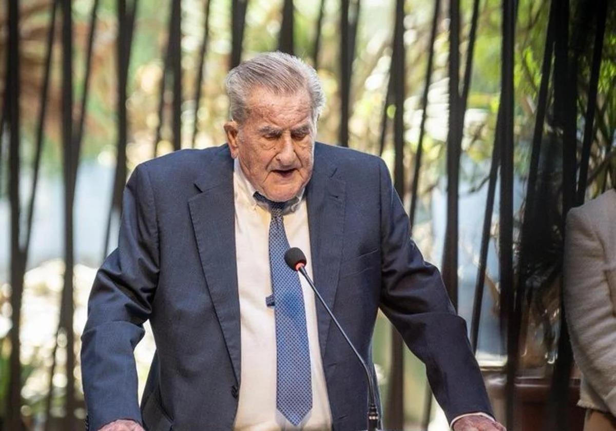 Muere Manuel Hermoso, expresidente de Canarias y fundador de Coalición Canaria